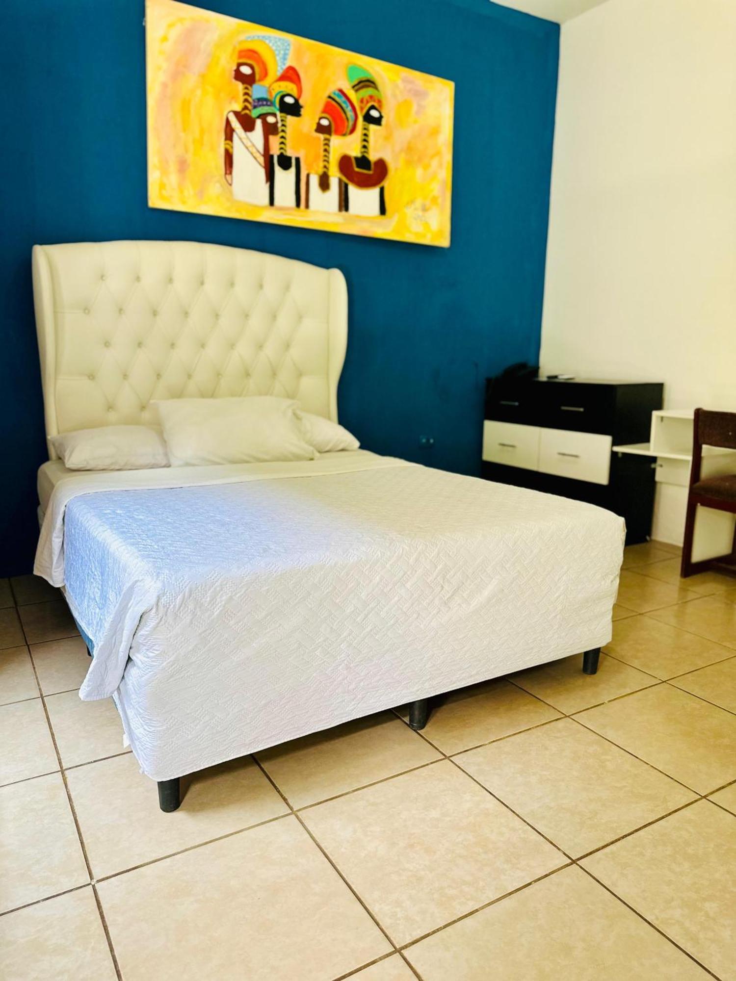 Los Vados Hotel Managua Kültér fotó